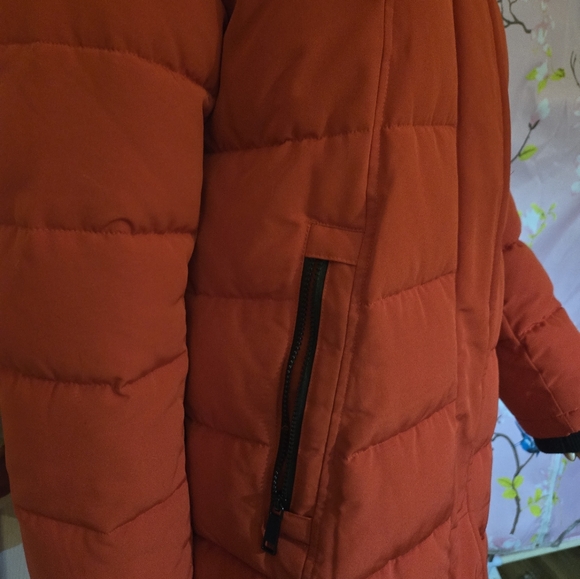 3/4 Length Coat - Picture 4 of 9